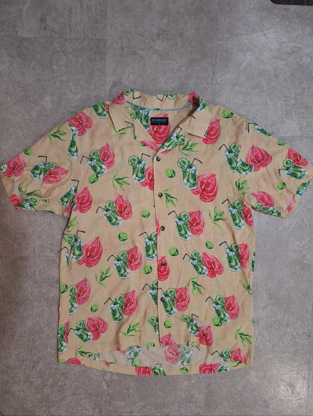 Men's IslandHaze Beige Tropical Print Short-Sleeve Button Down Shirt Size Large